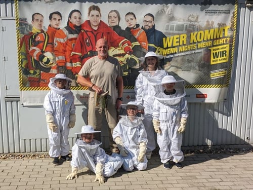 DLRG Kinder im Unterricht der Pott-Biene